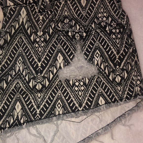 Billabong Shorts Size 30 Distressed Short Lace Tie in Front Unique - Picture 5 of 6